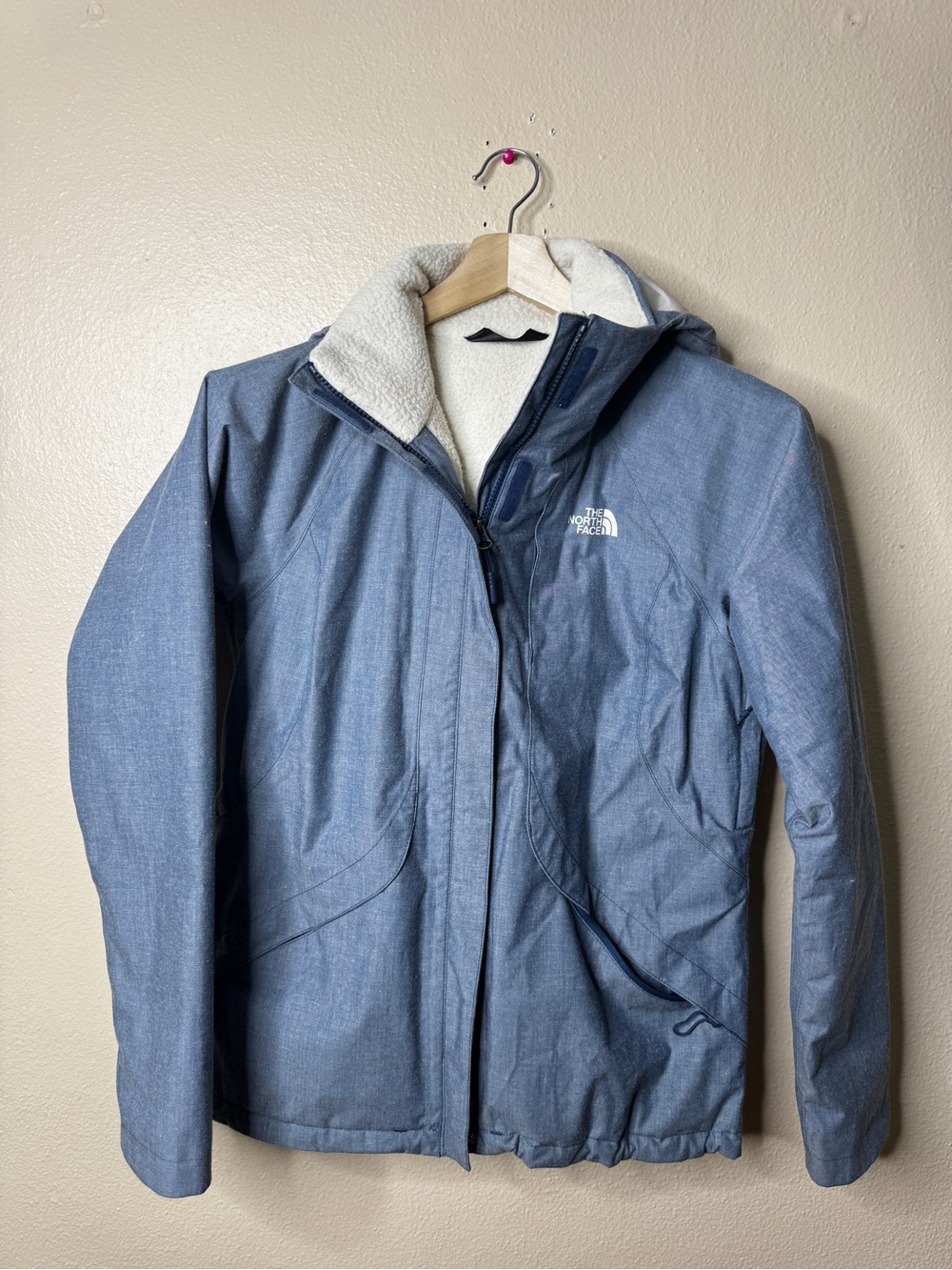 The North Face Womens M Blue Insulated Hooded Fleece Lined Jacket